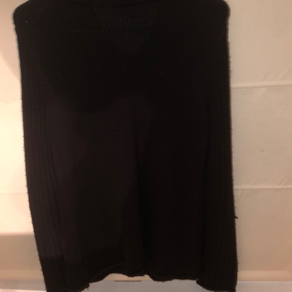 Sweater - Picture 2 of 3